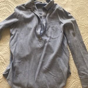 Shirt. Size 6. Blue and white